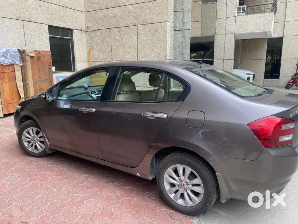 Honda City 2012 Model Petrol West Bengal Regd, Brokers Don't Call Me.