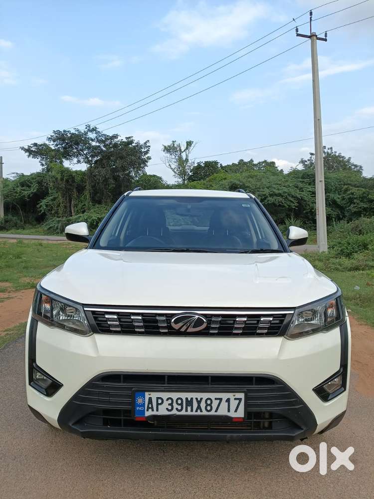 Mahindra Xuv300 W6, 2022, Petrol