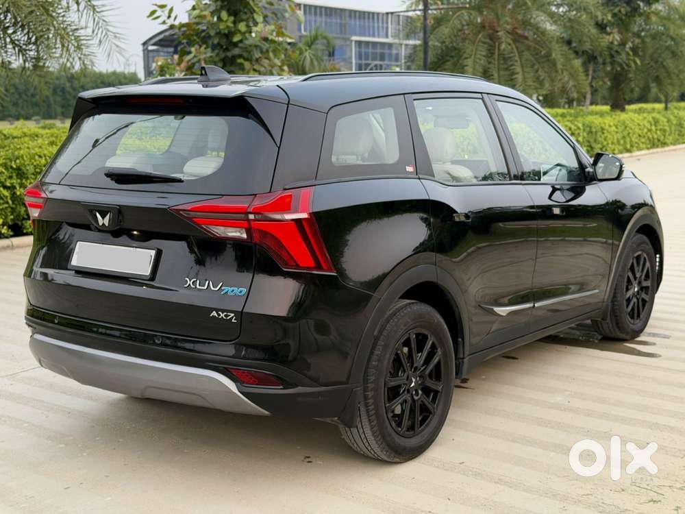 Mahindra Xuv700 2.2 Ax 7 Diesel At Luxury Pack Str, 2025, Diesel