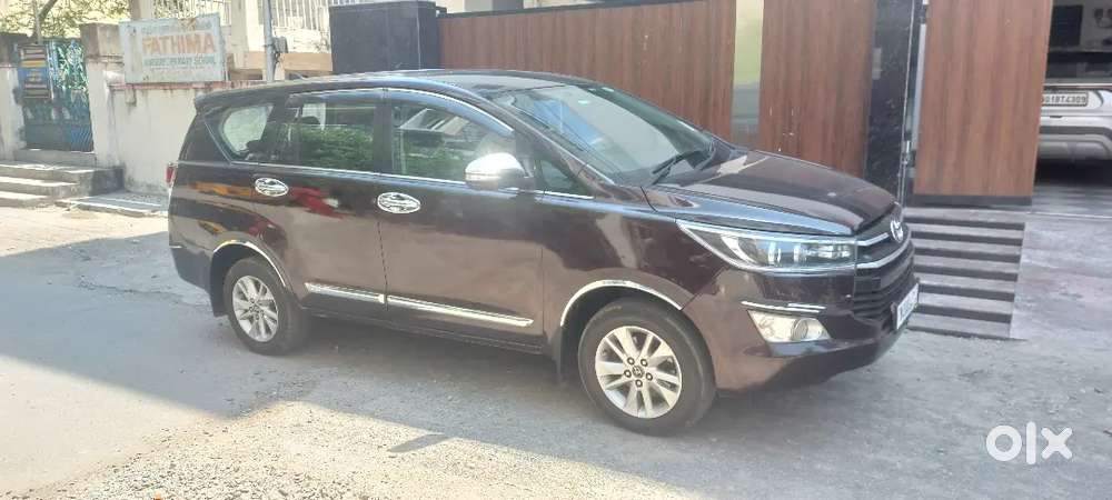 Toyota Innova Crysta