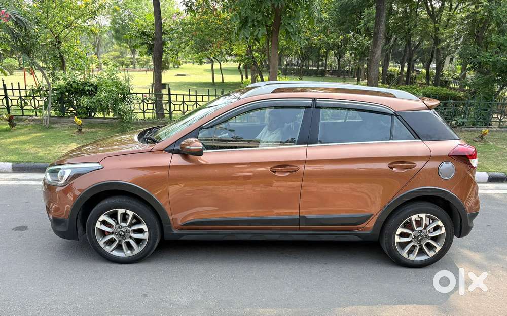 Hyundai I20 Active Sx Petrol, 2016, Petrol
