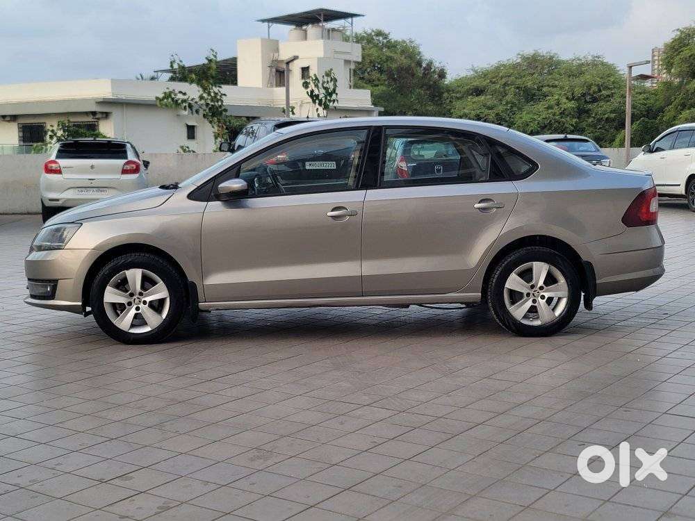 Skoda Rapid 1.6 Mpi Ambition With Alloy Wheel, 2017, Cng & Hybrids