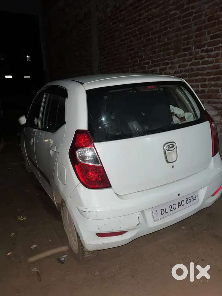 Hyundai I10 डी-लाइट 2012