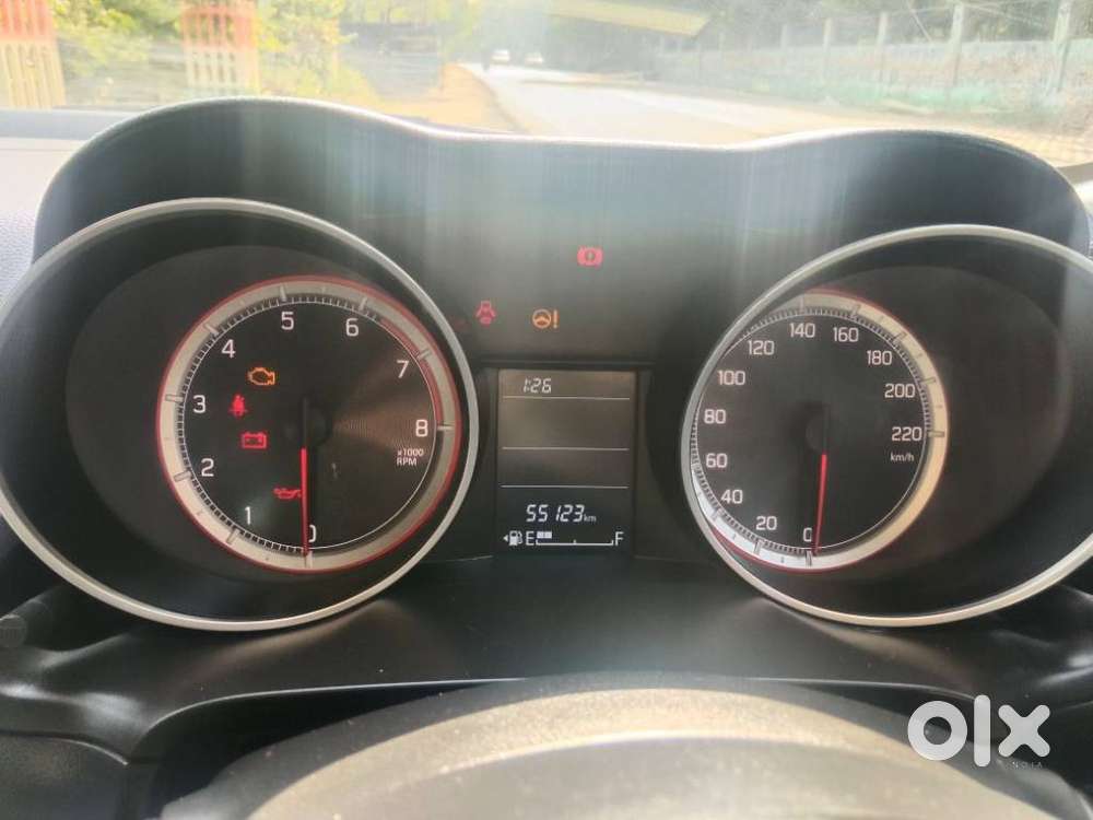 Maruti Suzuki Swift Vxi Optional, 2023, Petrol