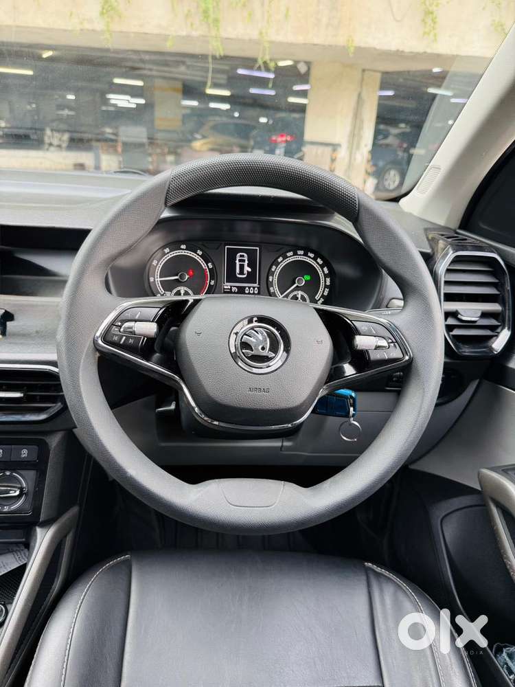 Skoda Kylaq Signature At, 2025, Petrol