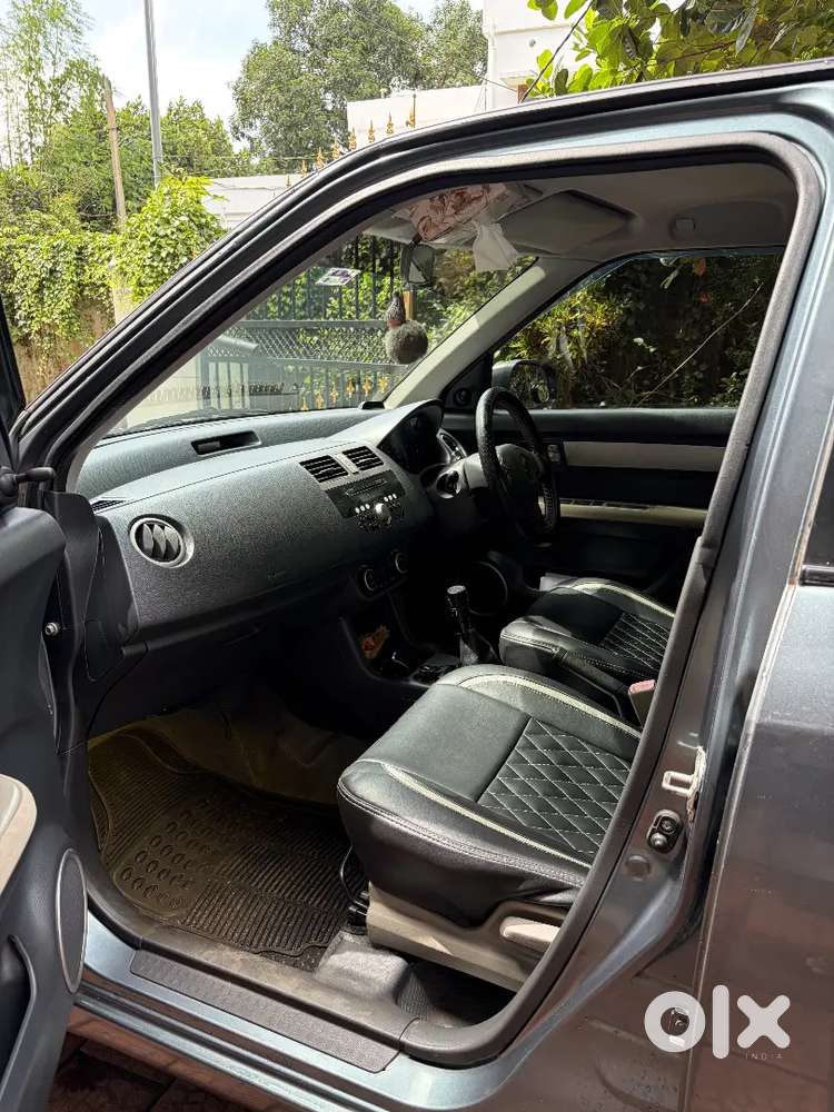Maruti Suzuki Dzire 2011 Petrol
