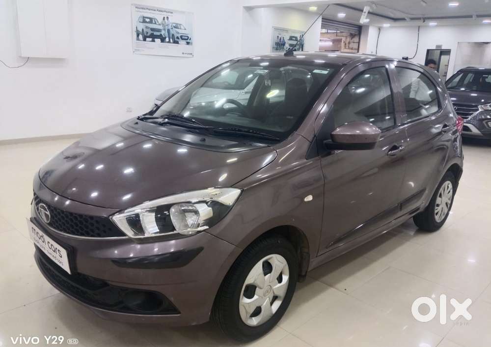 Tata Tiago 1.2 Revotron Xta, 2017, Petrol