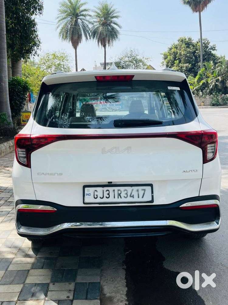 Kia Carens Luxury (o)1.5 Diesel At 7 Str, 2022, Diesel