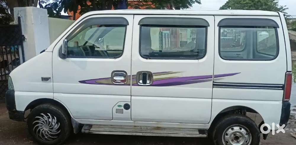 Maruti Eeco 2013 Year