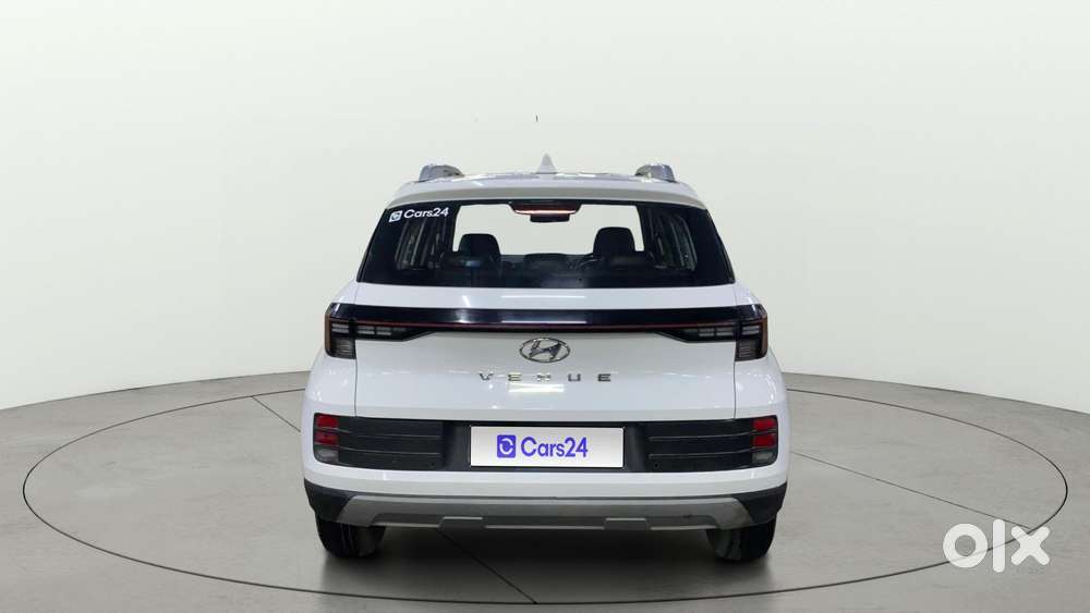 Hyundai Venue 1.2 S (o), 2023, Petrol