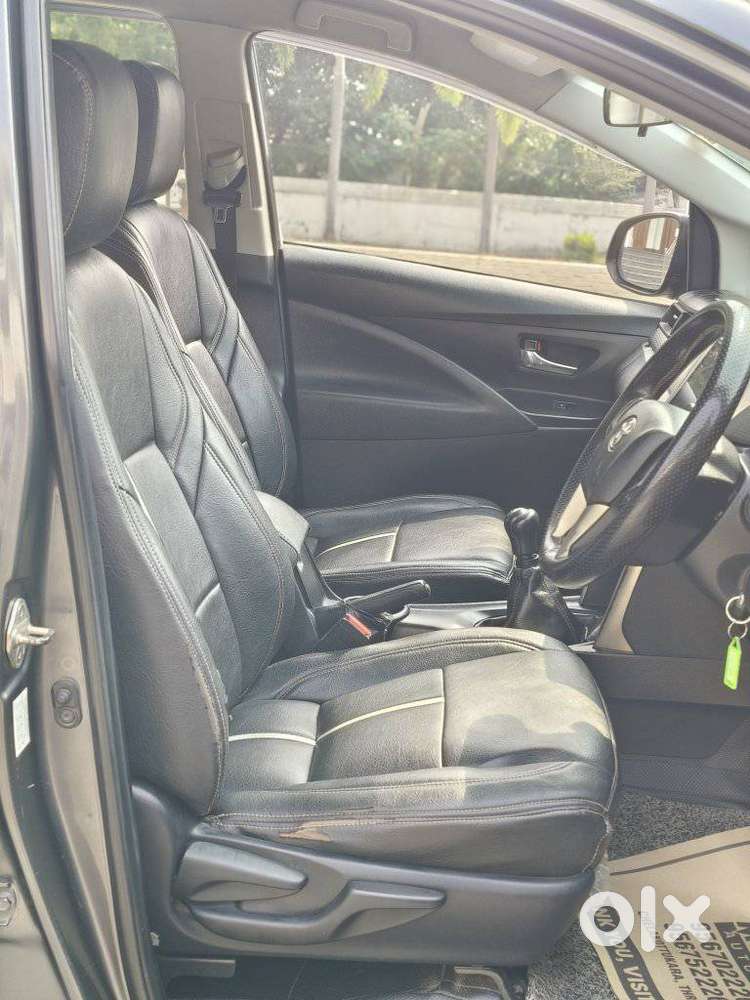 Toyota Innova Crysta 2.4 Gx Mt, 2017, Diesel