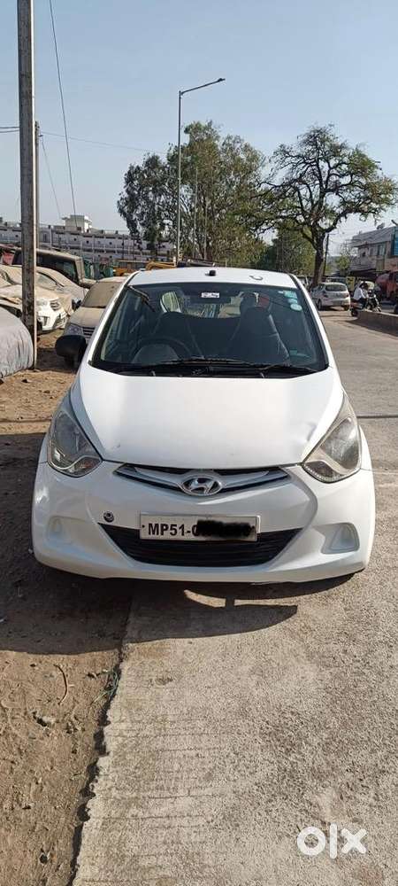 Hyundai Eon 2015 Petrol Well Maintained