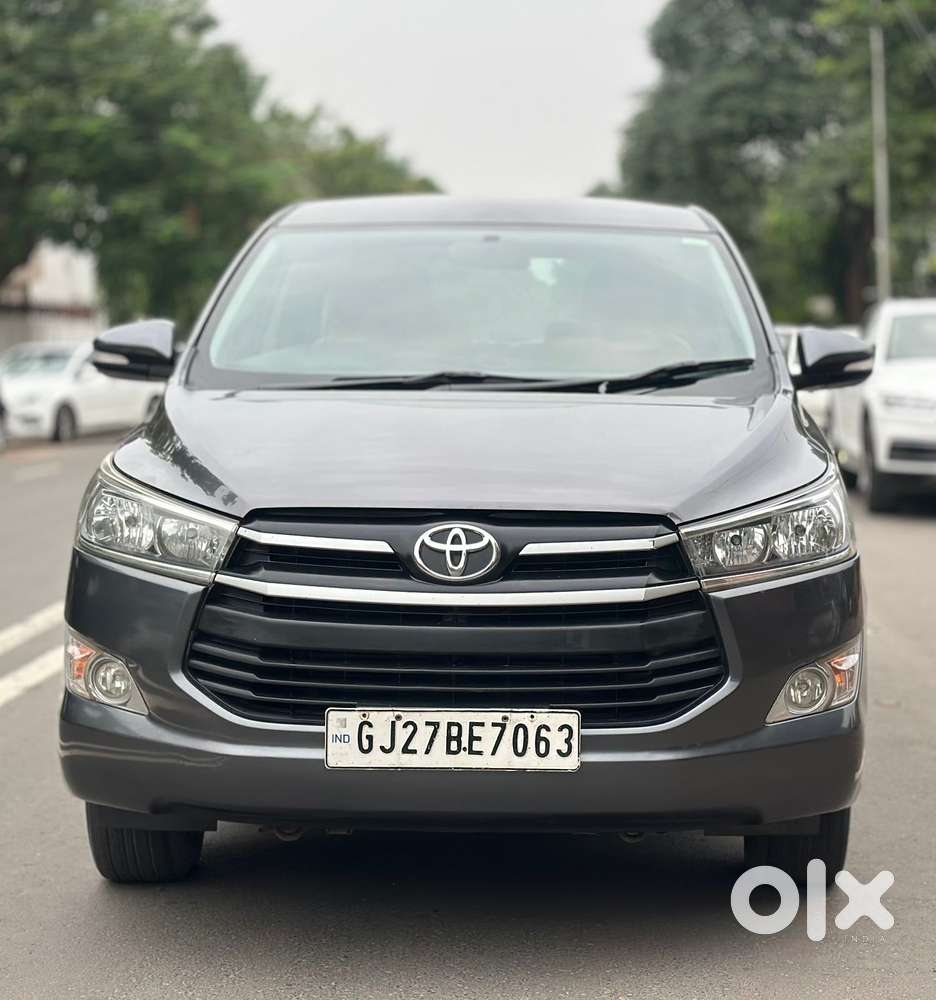 Toyota Innova Crysta 2.4 Gx Mt, 2017, Diesel