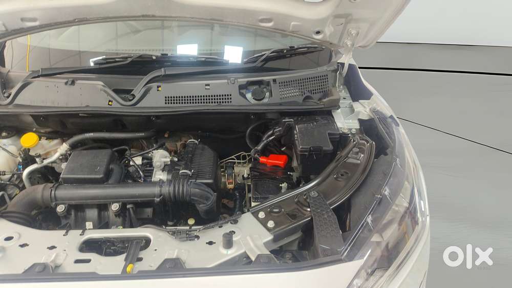 Nissan Magnite 1.0 Xl, 2025, Petrol