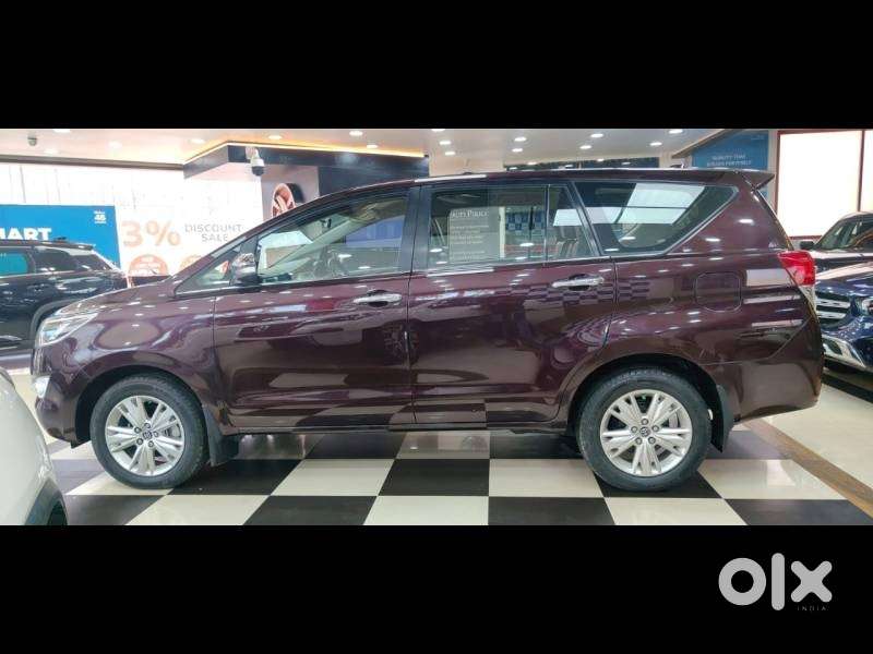 Toyota Innova Crysta [2020-ongoing] 2.4 Zx 7 Str, 2016, Diesel