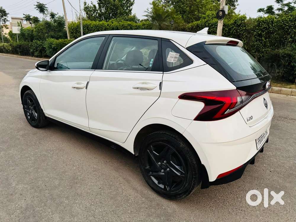 Hyundai I20 Asta 1.4 Automatic (o) With Sunroof, 2023, Petrol