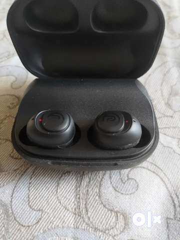 Noise shots x5 pro earbuds 150 hrs total play Accessories