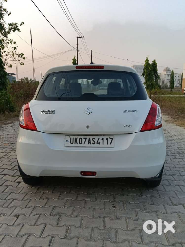 Maruti Suzuki Swift Vxi + Manual, 2012, Petrol