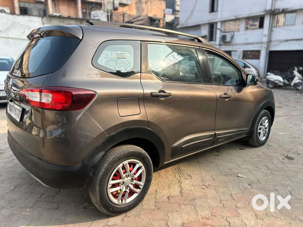 Renault Triber Rxt, 2021, Petrol