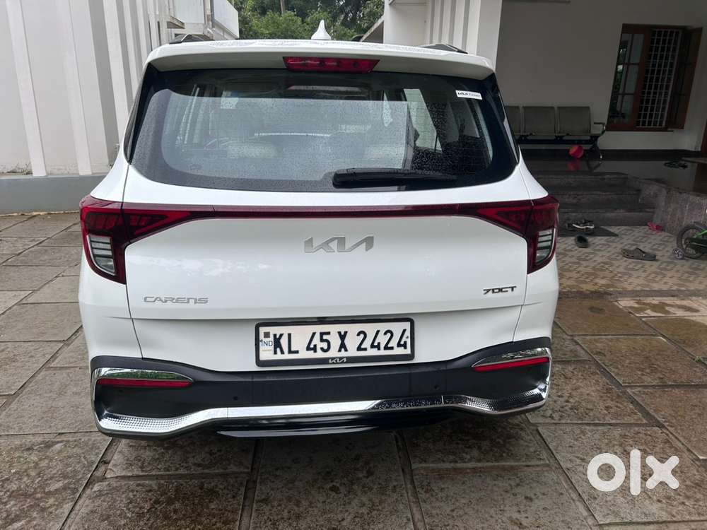 Kia Carens Petrol 2023