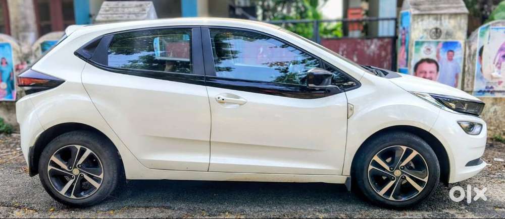 Single Owner Tata Altroz Xz  36k Km  No Accident-excellent Condition
