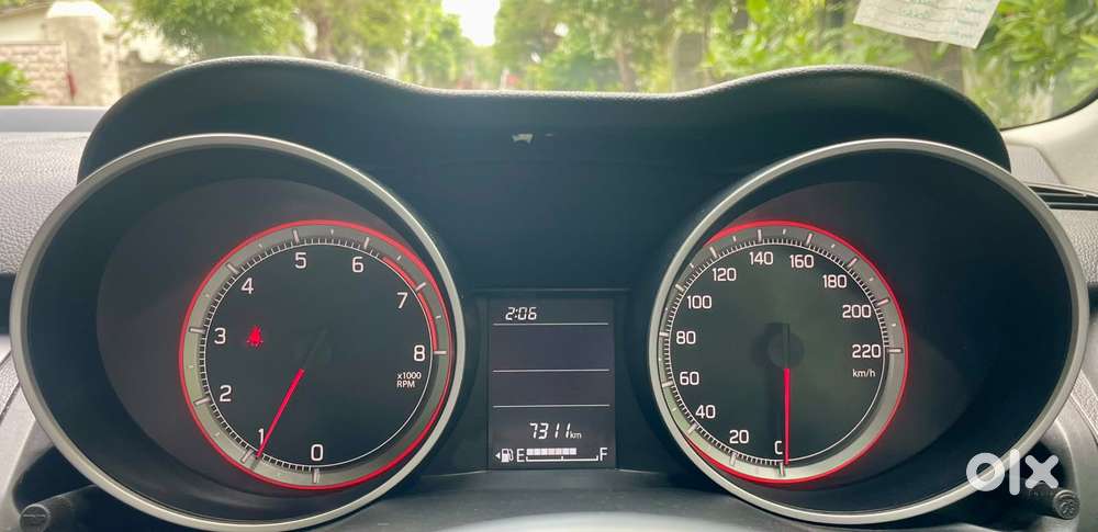 Maruti Suzuki Swift Vvt Vxi, 2024, Petrol