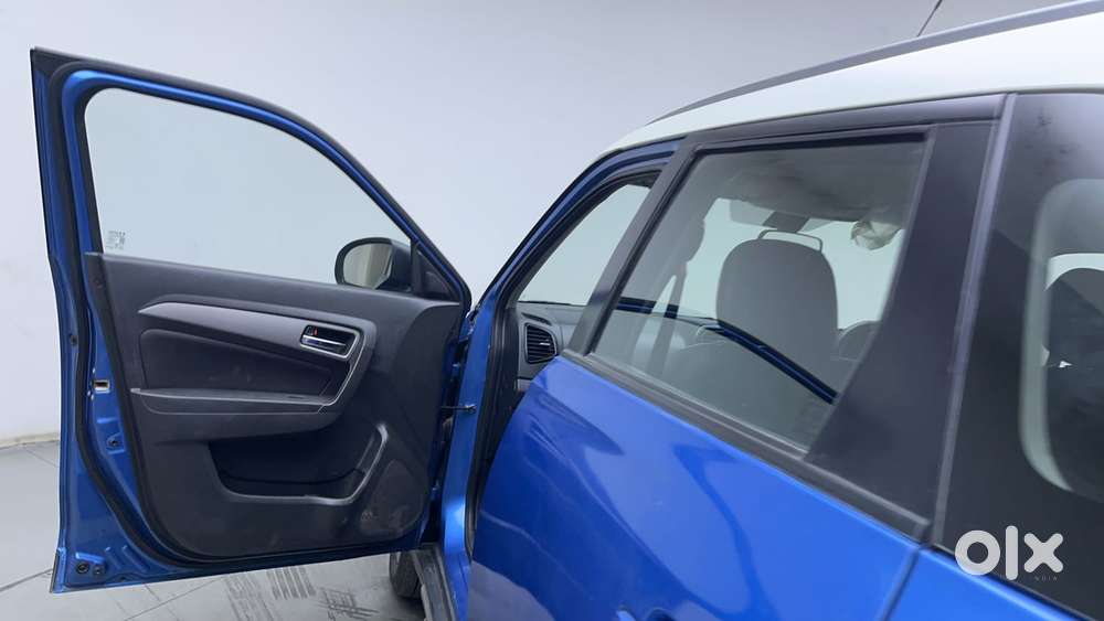 Maruti Suzuki Vitara Brezza Zdi+ Dual Tone Mt, 2016, Diesel