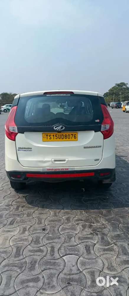 Mahindra Marazzo Diesel 2020