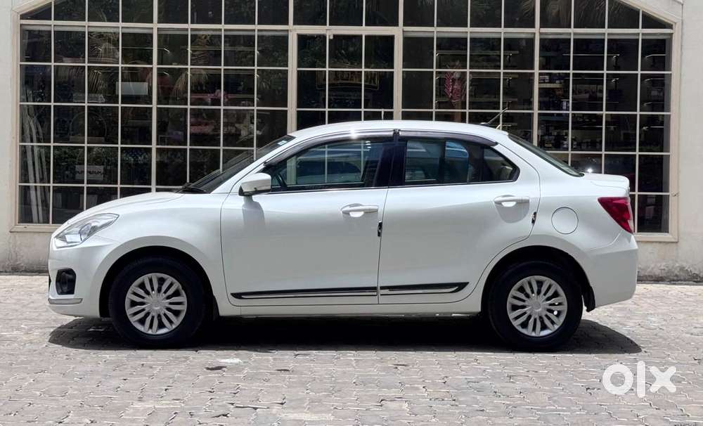 Maruti Suzuki Swift Dzire, 2018, Petrol