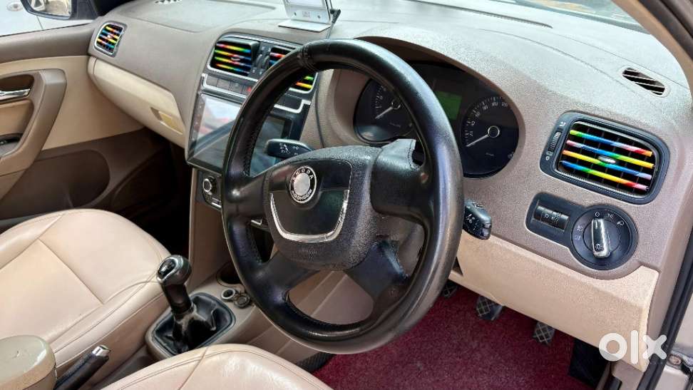 Skoda Rapid 1.5 Elegance Tdi Mt, 2013, Diesel