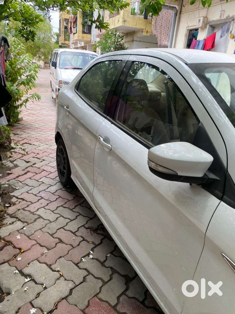 Ford Figo Aspire 2015 Petrol Hybrid