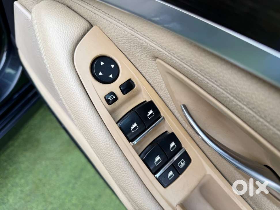Bmw 5 Series 523i Sedan, 2012, Petrol