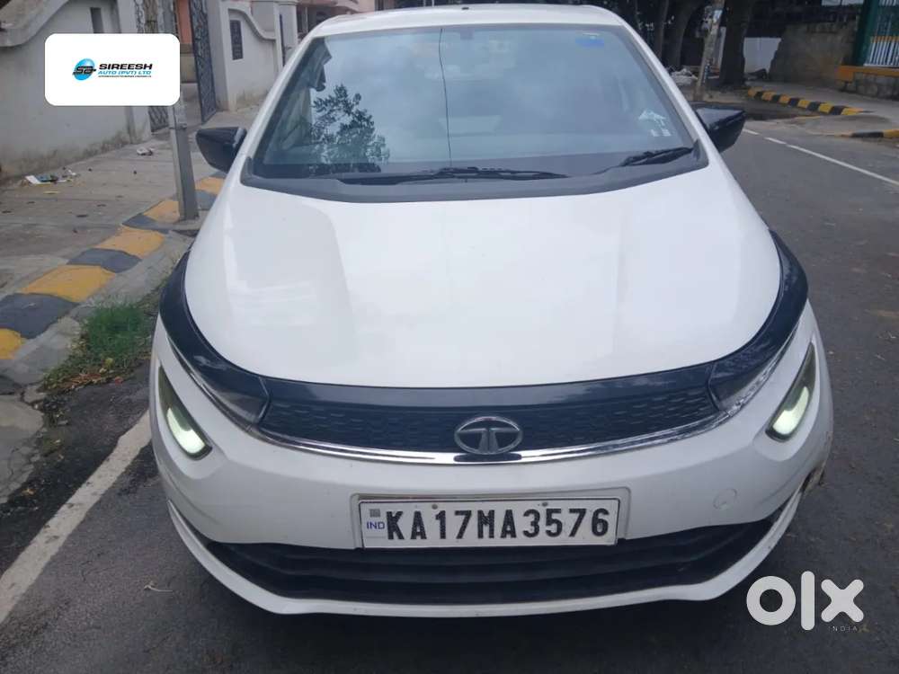 Tata Altroz Xe Petrol, 2020, Petrol