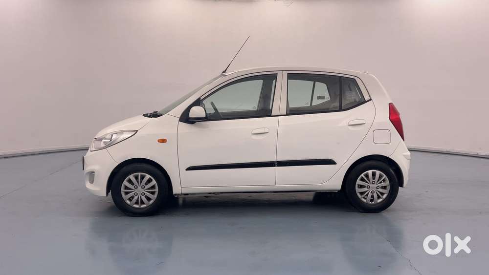 Hyundai I10 Sportz 1.1 Irde2, 2015, Petrol