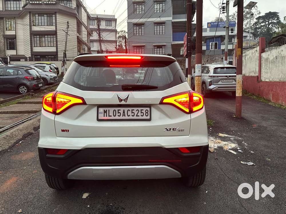 Mahindra Xuv300 W8 Option, 2023, Petrol