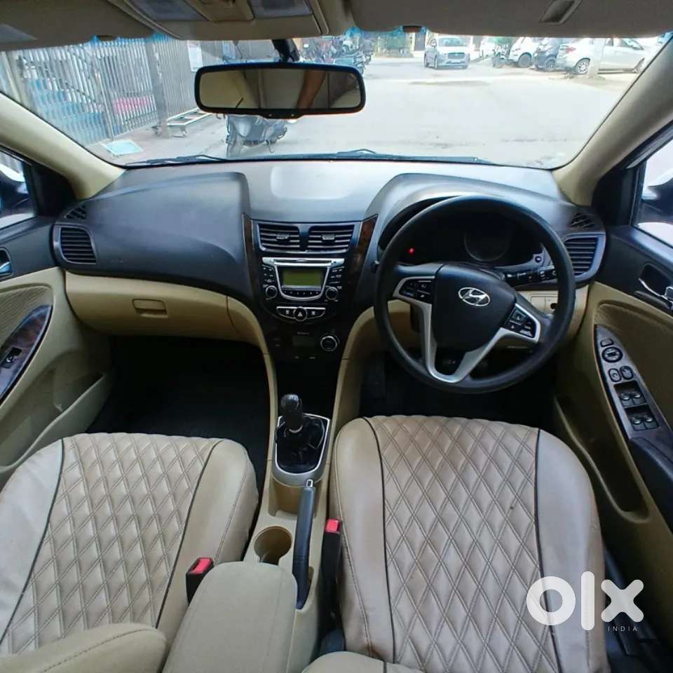 Hyundai Verna Fluidic 1.6 Vtvt Sx, 2014, Petrol