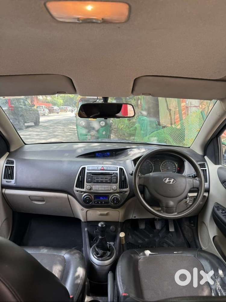 Hyundai I20 Petrol Manual 2013