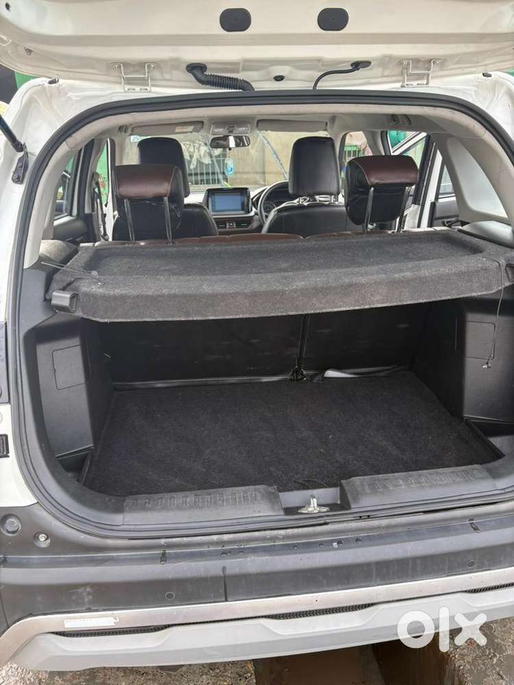 Maruti Suzuki Brezza 2023 Petrol Car