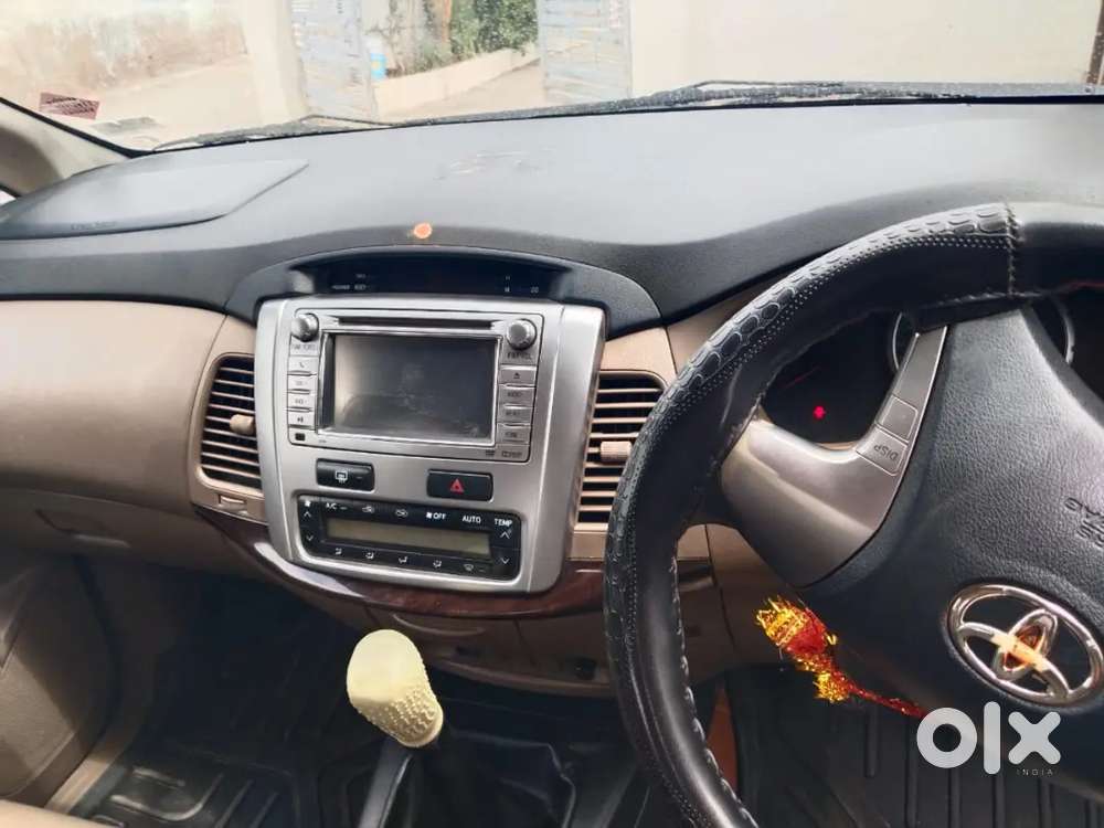 Toyota Innova Diesel 2015