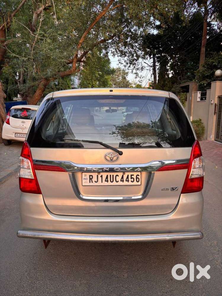 Toyota Innova 2.5 Vx 7 Str, 2012, Diesel