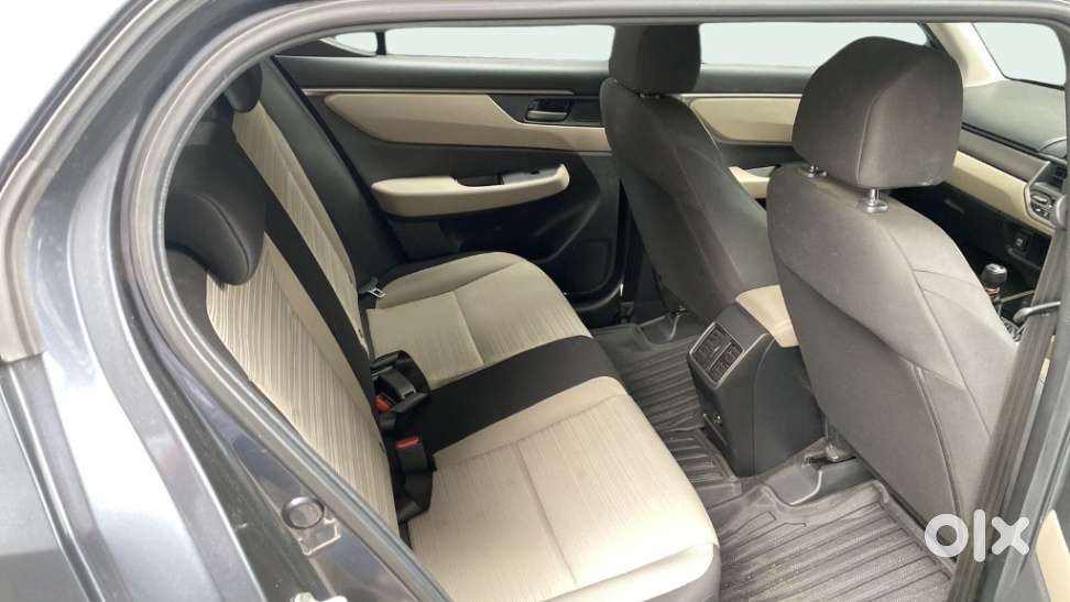 Honda Elevate V Mt, 2023, Petrol