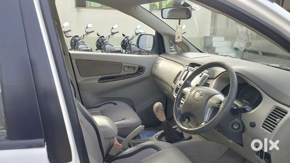 Toyota Innova Vx Diesel 2015