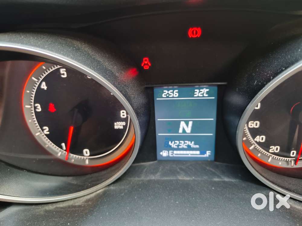 Maruti Suzuki Swift 1.2 Abs, 2022, Petrol