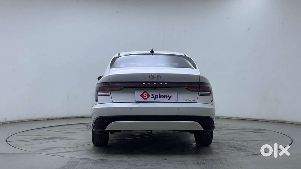 Hyundai Verna 1.5 Sx Turbo Petrol Mt, 2023, Petrol