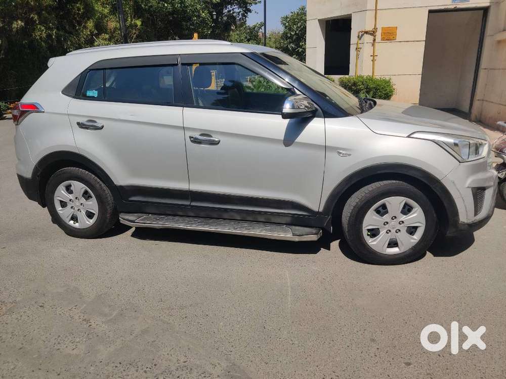 Doctor Driven Well Maintained Highly Fuel Efficient Car