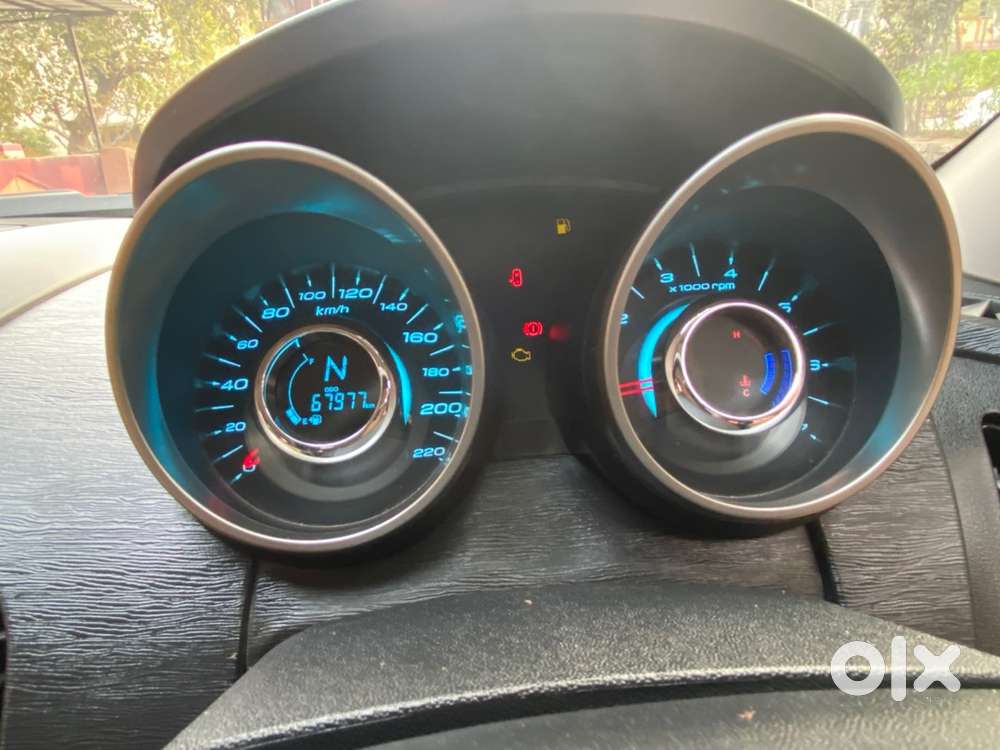 Mahindra Xuv500 2020 Diesel 68000 Km Driven