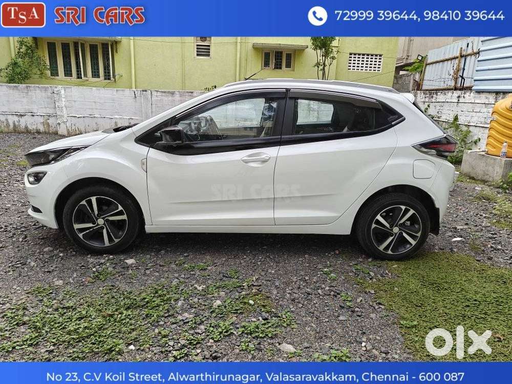 Tata Altroz Xz, 2022, Petrol