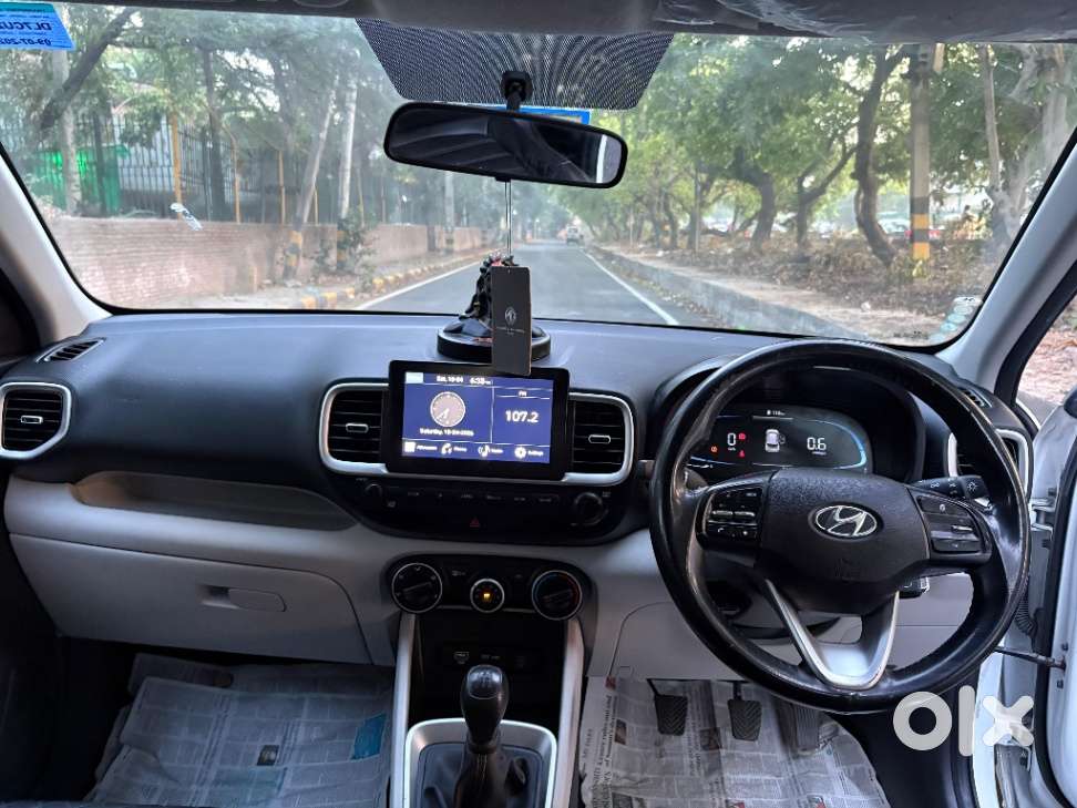 Hyundai Venue S 1.2 Petrol, 2022, Petrol