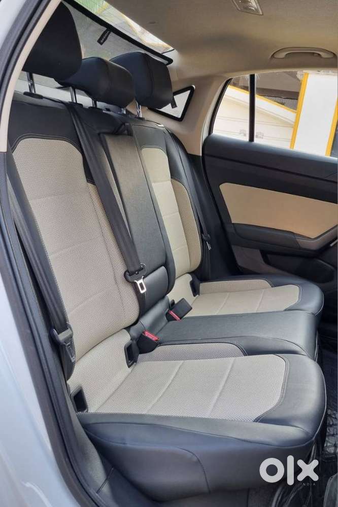 Skoda Slavia 1.0 Tsi Style At, 2022, Petrol