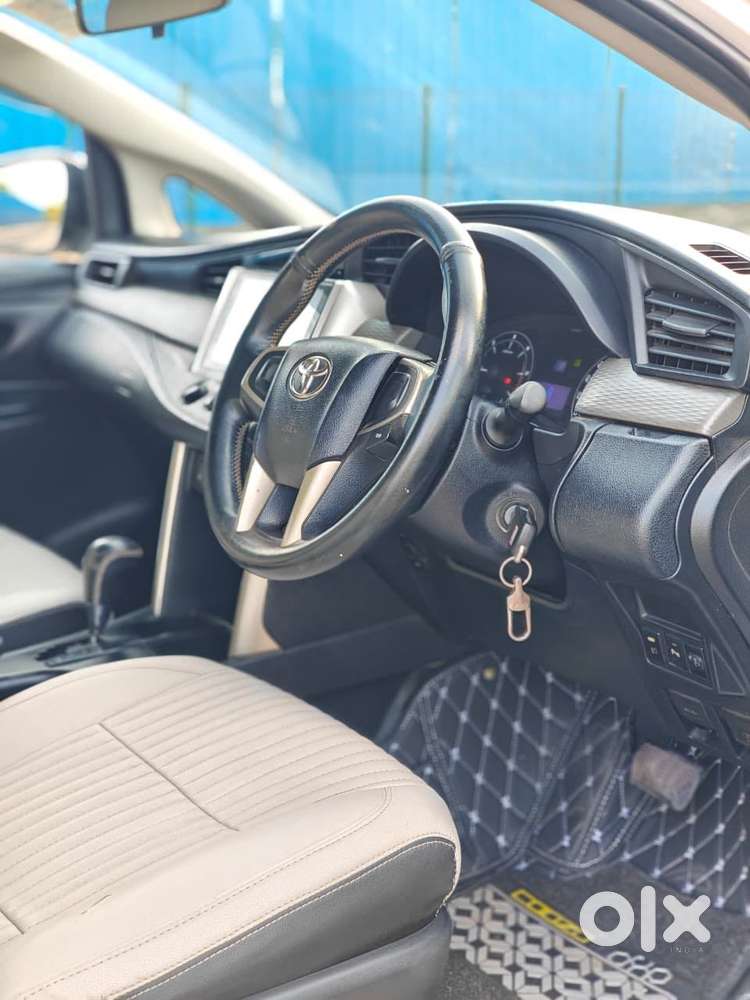 Toyota Innova Crysta 2.8 Gx At, 2017, Diesel
